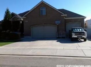 867 W 2920 S, Syracuse, UT 84075
