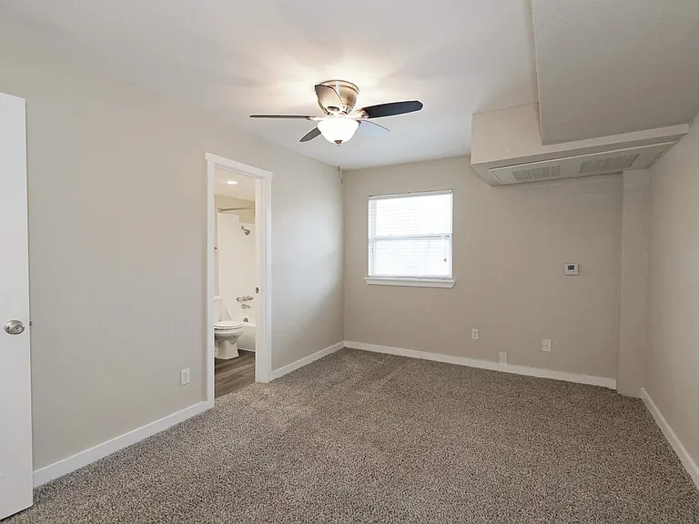 Bennett Pointe — Photo 14