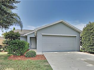 6236 Twin Bridges Dr, Zephyrhills, FL 33541