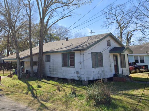 419 Pine Ave