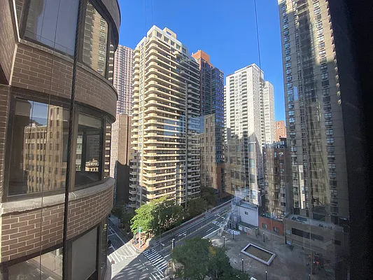 Rented by Keller Williams NYC | media 14