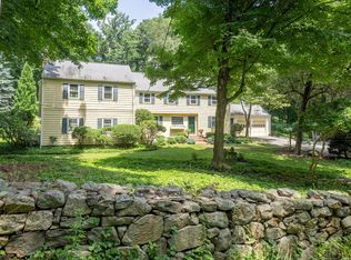 30 Twin Oak Ln, Wilton, CT 06897