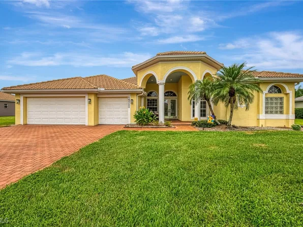 14711 2nd Avenue Cir NE, Bradenton, FL 34212