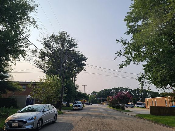 4th image of 6 Gumwood Dr