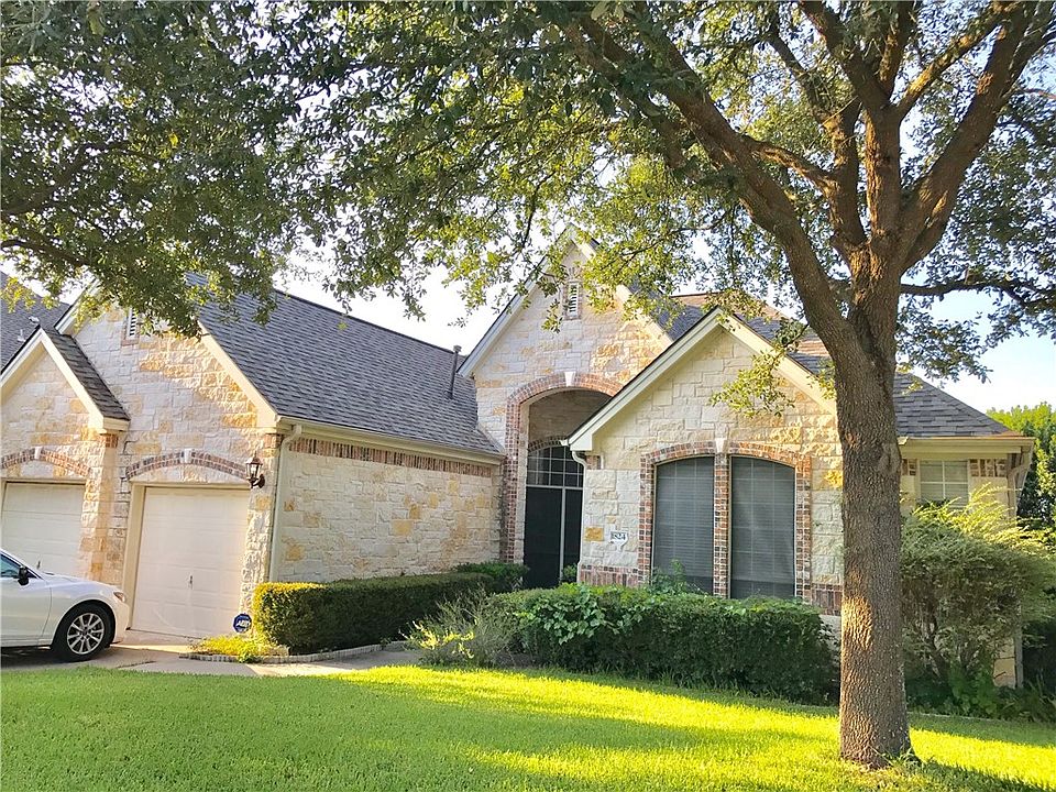 1st image of 1824 Bluffwood Pl