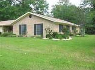 2600 Holiday Dr, Gautier, MS 39553