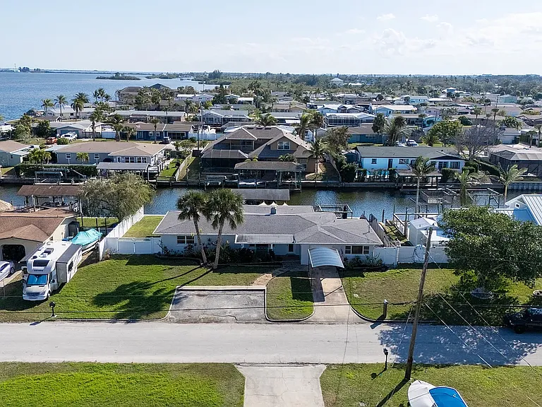 1707 Harbor Dr — Photo 37