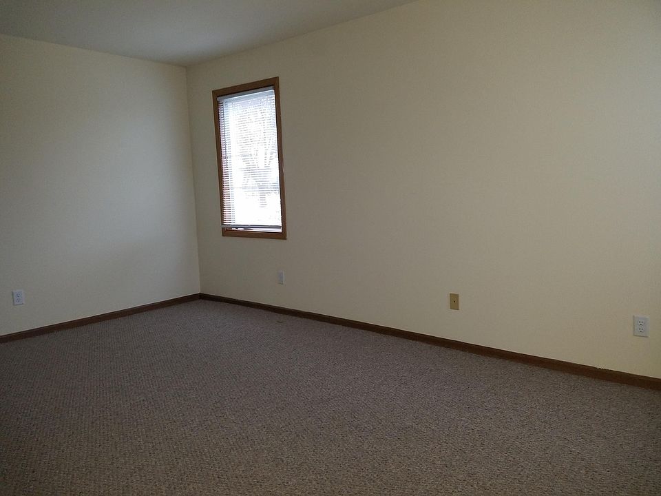 1st image of 1036 W Hillview Dr #B103