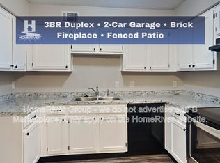 121 Allencrest Dr, White Settlement, TX 76108
