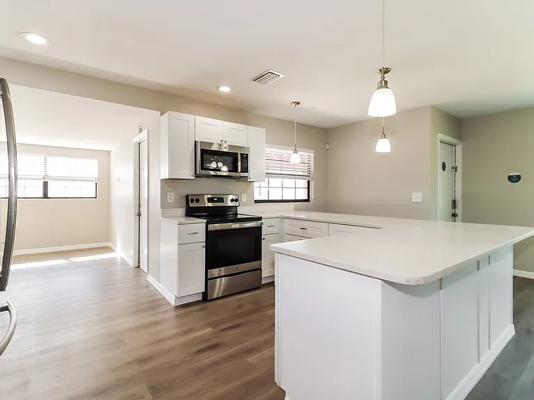 5615 Larimer Dr — Photo 8