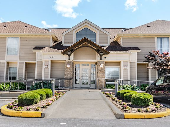 2nd image of 1855 Craigshire Dr #521