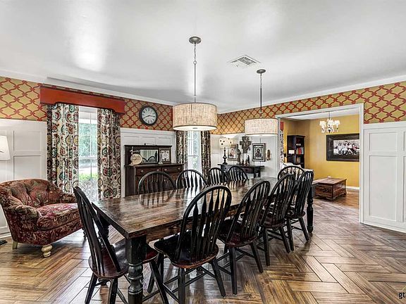 5th image of 2701 Sunnybrook Dr
