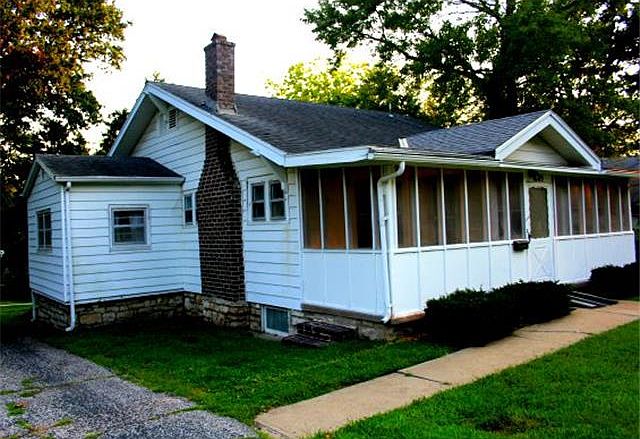 1st image of 1305 E 81st St