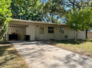 632 Eastborough Ln, Lincoln, NE 68505