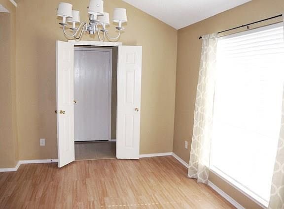 3rd image of 8065 Summer Sun Dr