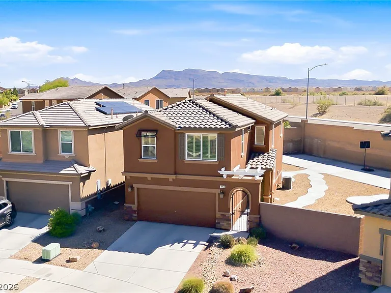 1053 Cactus Rock St — Photo 11