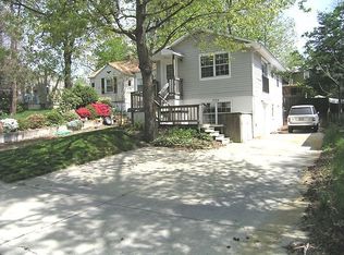 1733 Ridgely Rd, Edgewater, MD 21037