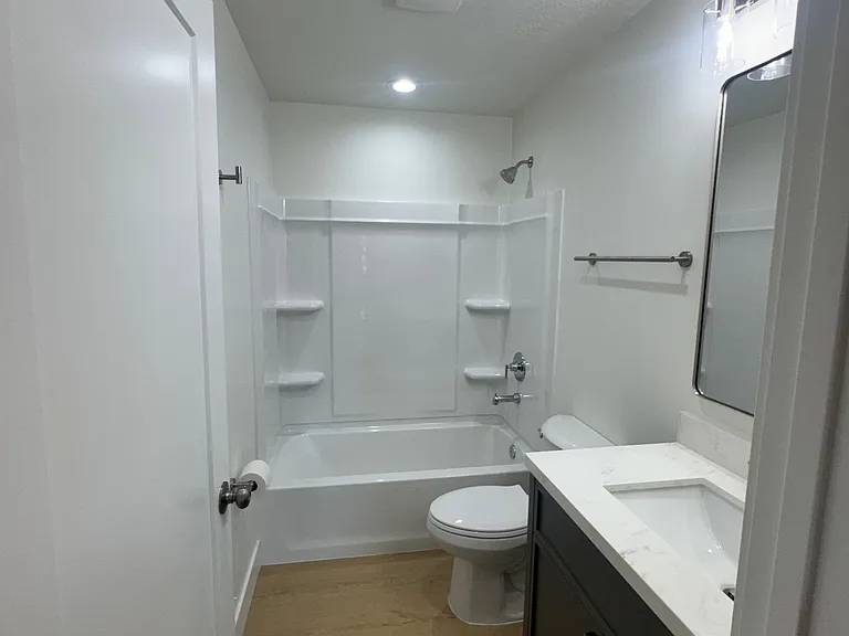 1838 W New York Dr — Photo 42