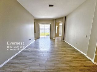 2711 King Surrey Ct, Valrico, FL 33596