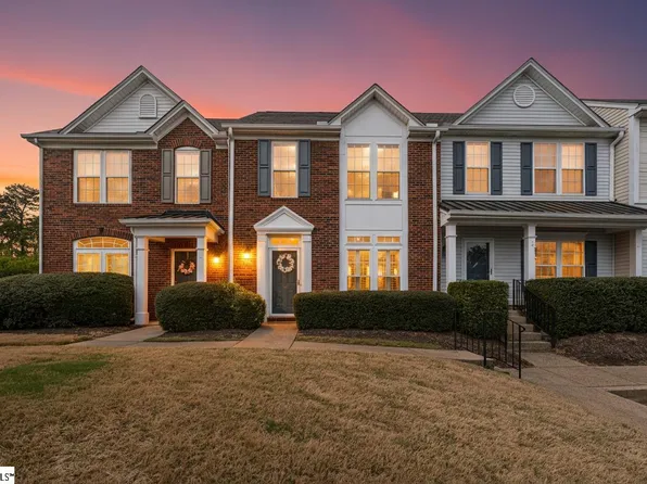 68 Spring Crossing Cir, Greer, SC 29650