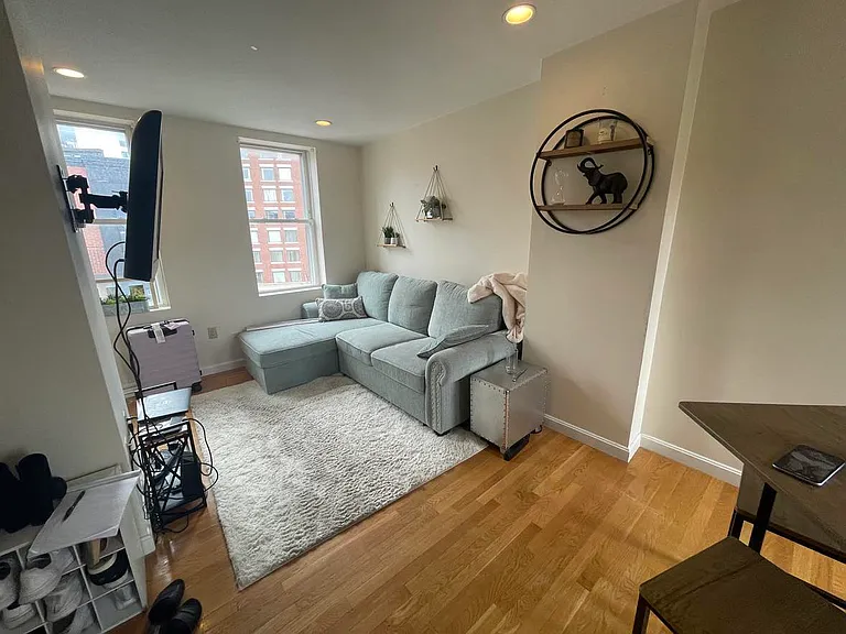 205 Endicott St #4 — Photo 3