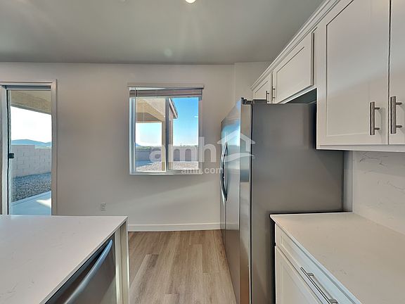 3rd image of 6324 W Calle Bilboa
