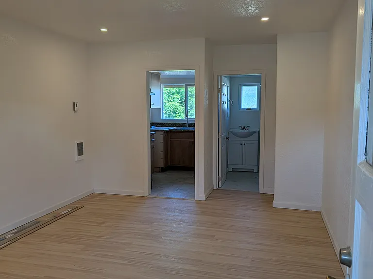 2735 Soquel Ave #6 — Photo 12