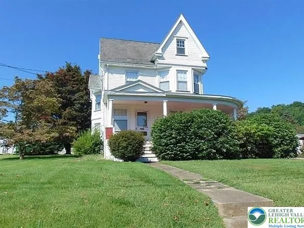 203 Easton Rd, Riegelsville, PA 18077