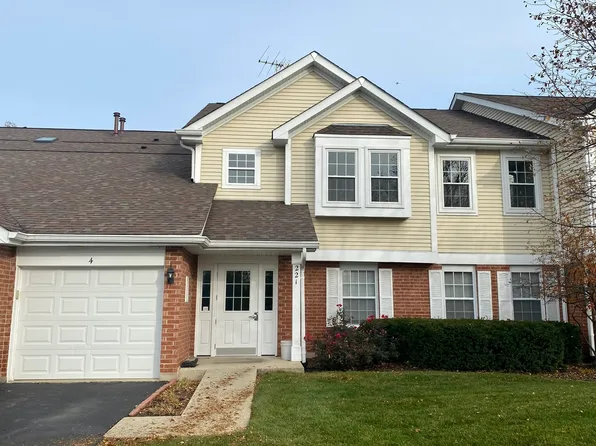 221 Norfolk Ct APT 4, Roselle, IL 60172