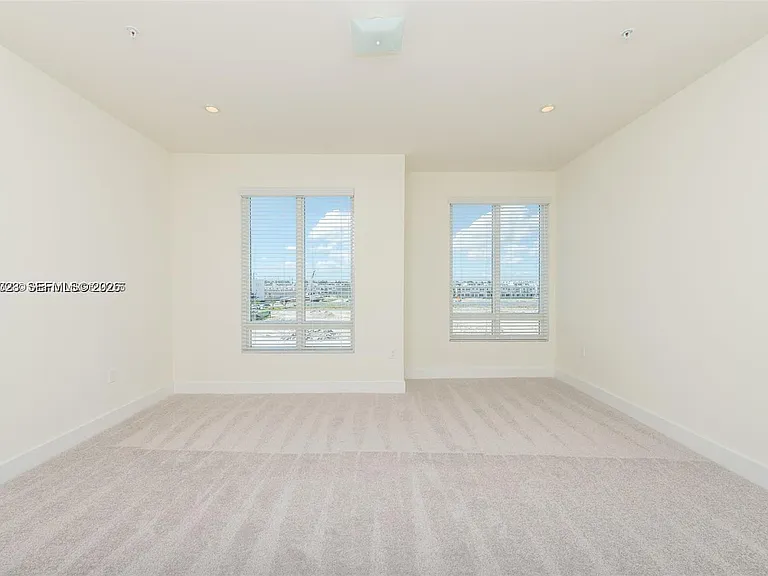 10245 NW 63rd Ter #201 — Photo 21