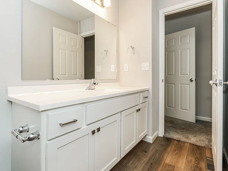 507 Burr St — Photo 16