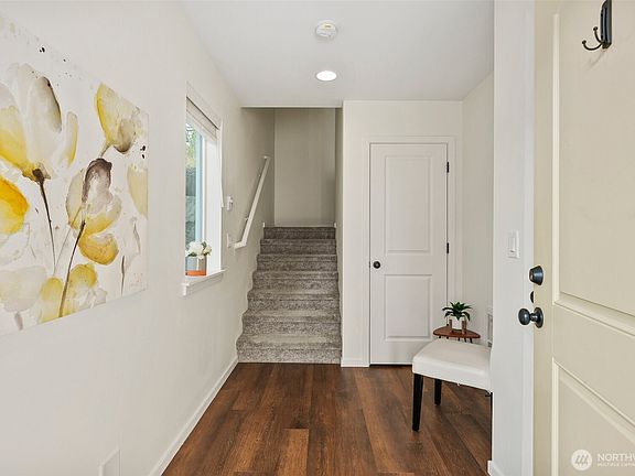 3rd image of 10049 Kings Landing Avenue NW