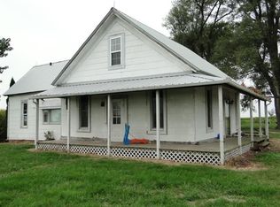 5230 E 700th St, Colchester, IL 62326