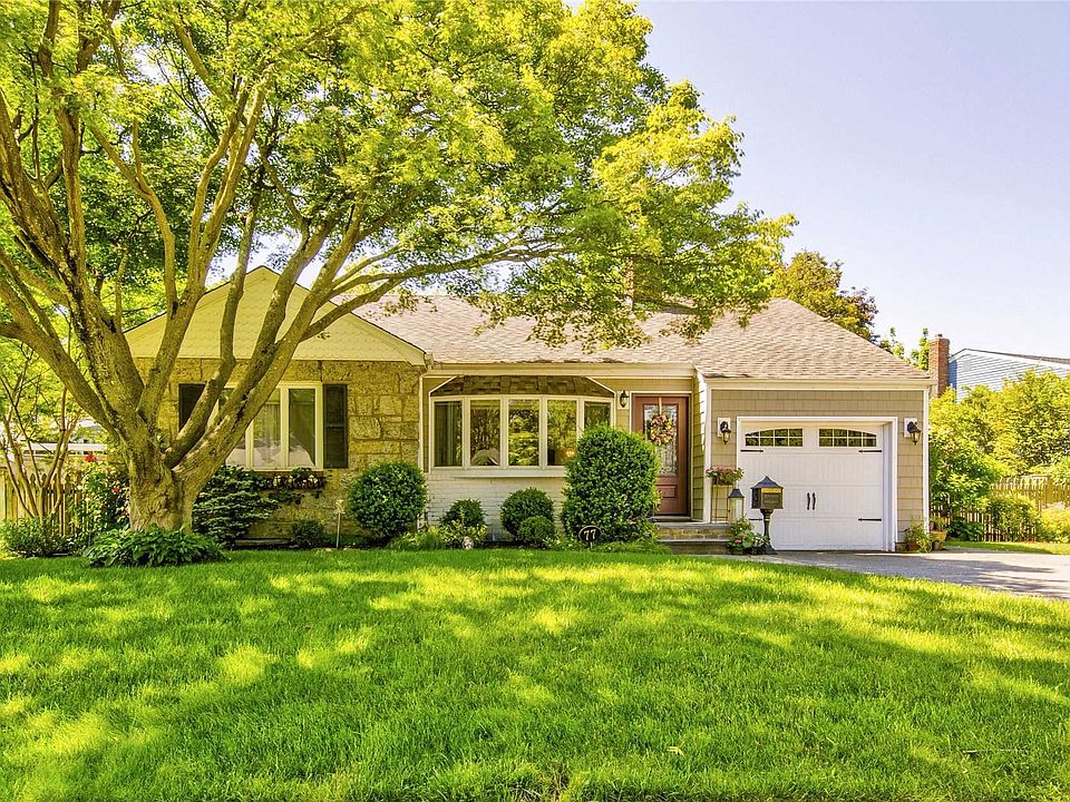 1st image of 77 Shaw Dr