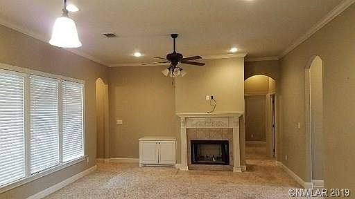 4th image of 942 Maize St