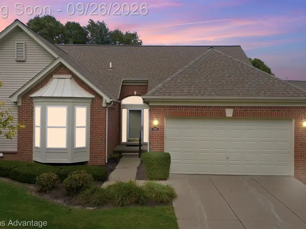 4293 Gardenia Dr, Sterling Heights, MI 48314
