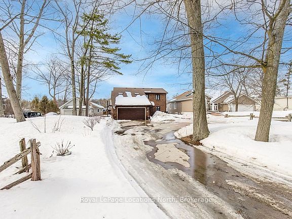 4th image of 1180 River Rd W