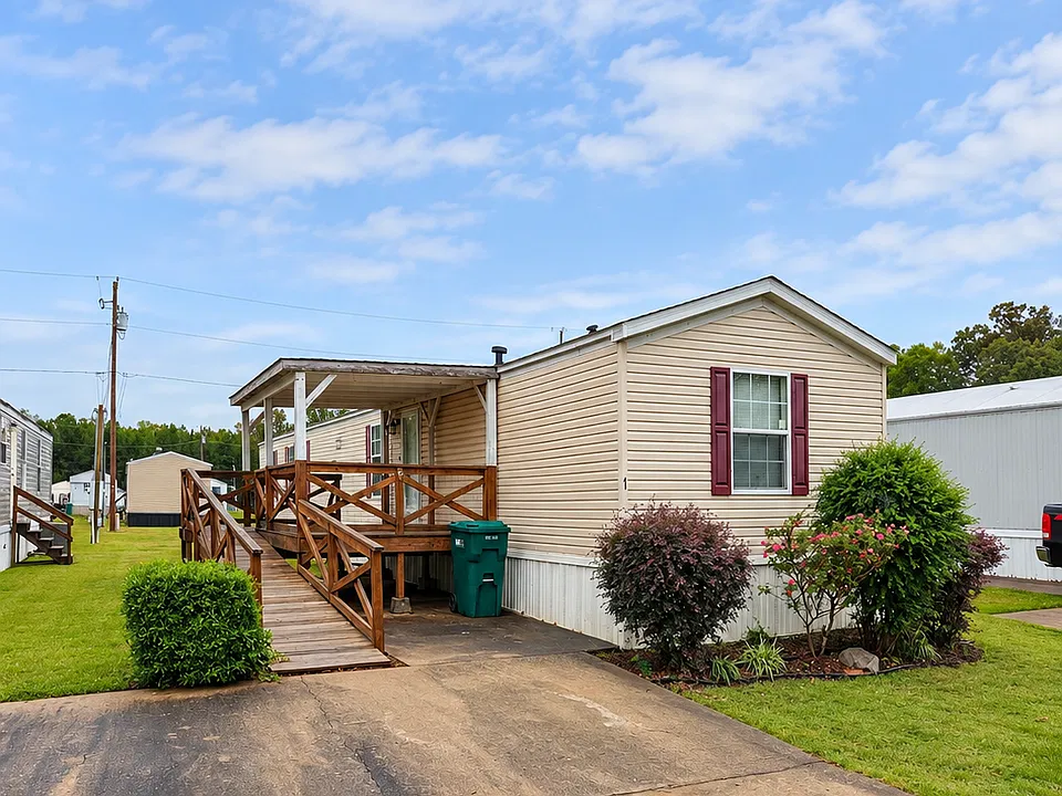 18125 Macarthur Dr #77