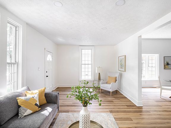 5th image of 410 N Linwood Ave