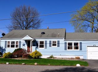 1 Albert St, Pompton Plains, NJ 07444