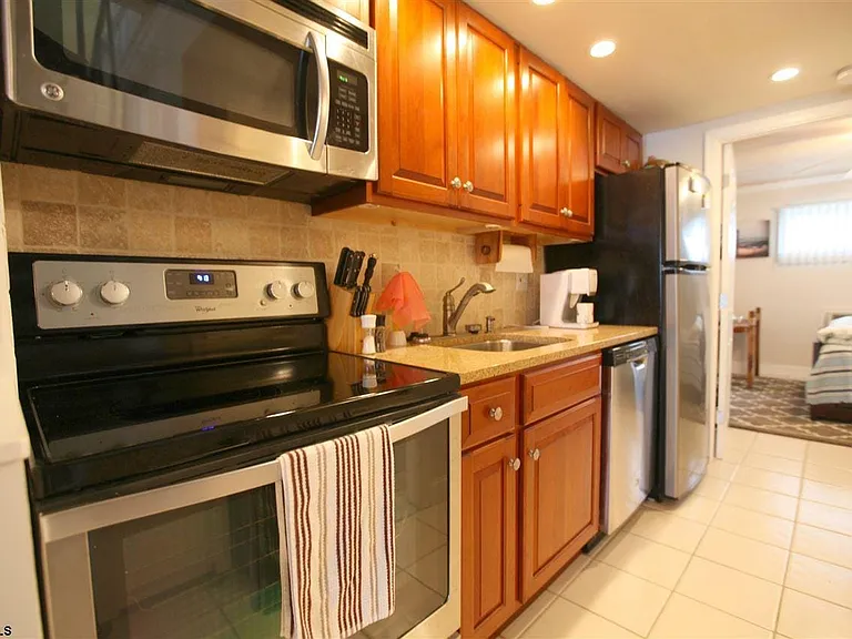 9510 Amherst Ave #114 — Photo 4