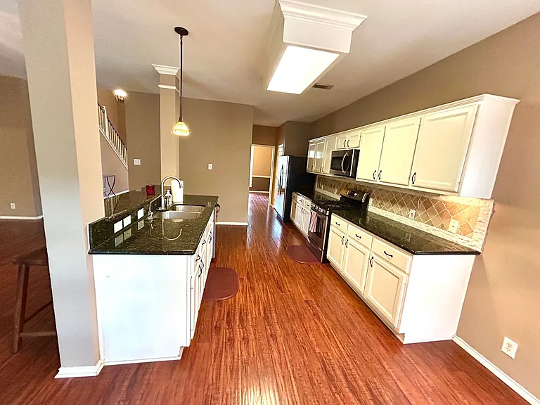 8807 Brae Ridge Dr — Photo 8