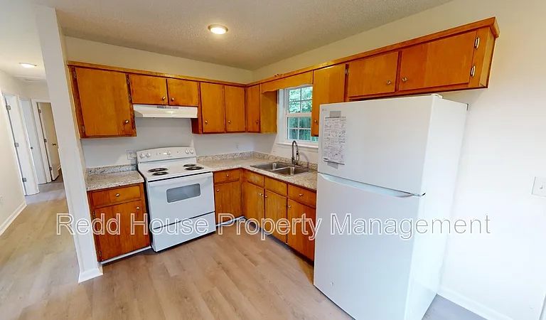 901 W Adams Ave — Photo 7