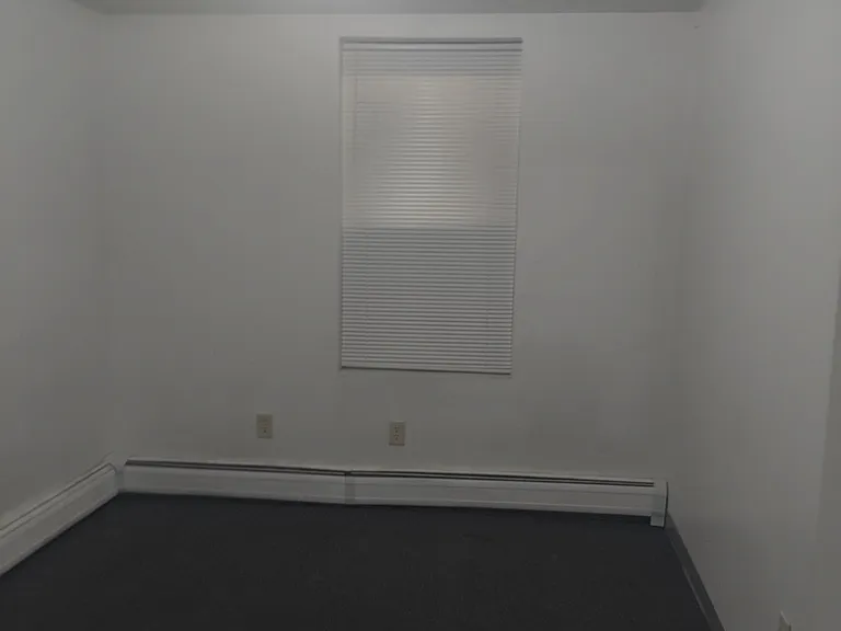 207 Bayview Ave #1D — Photo 8