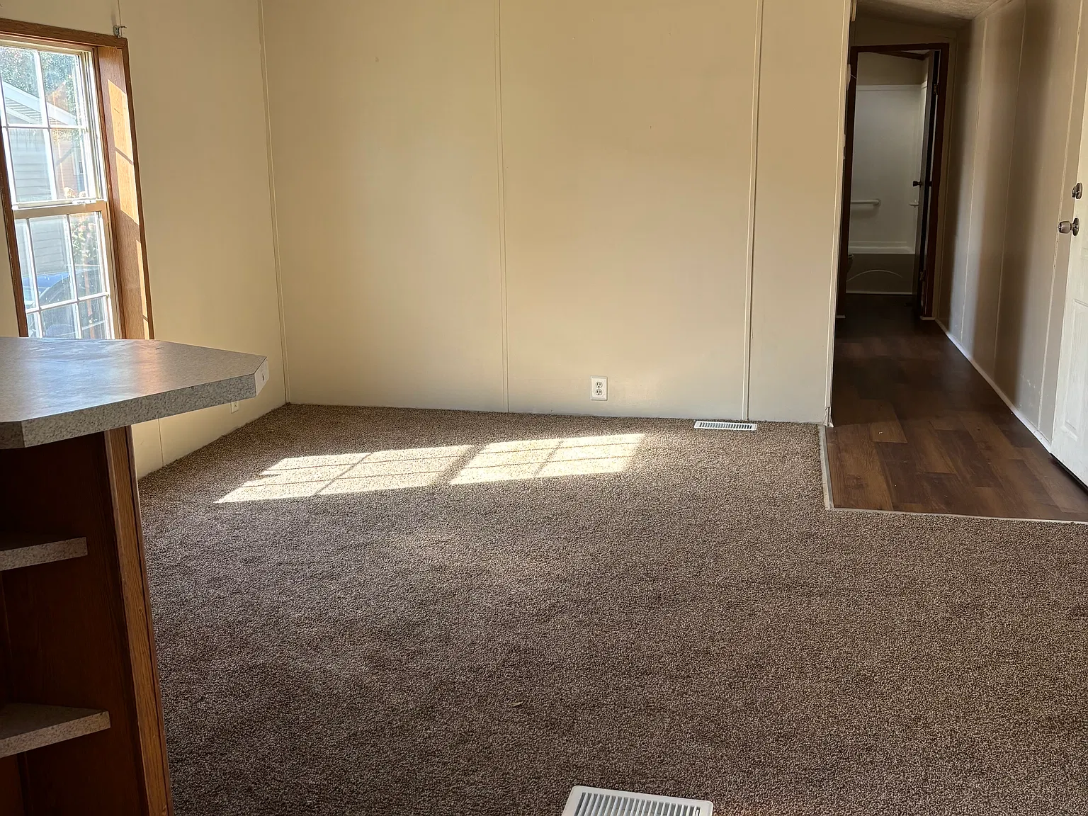 351 N Squirrel Rd — Photo 3