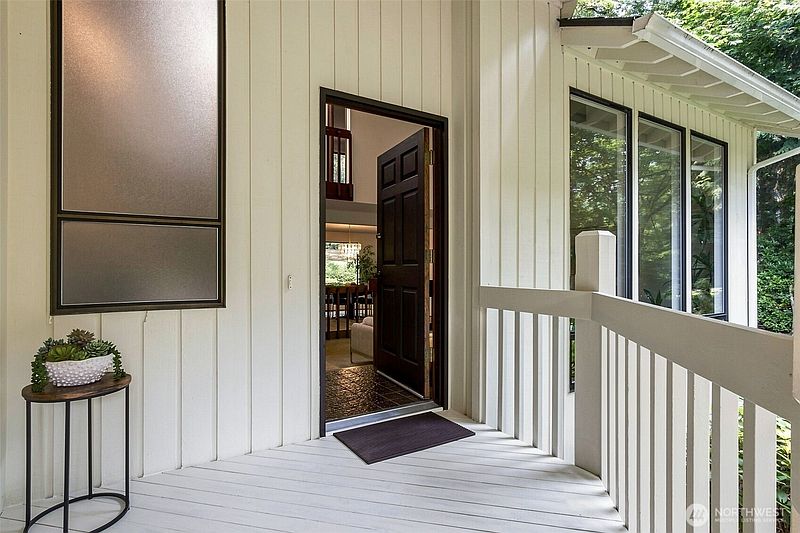 3rd image of 26340 SE 158 Street