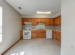 101 Edwards Ln #2B-1BA-900SQFT, Beaver, WV 25813