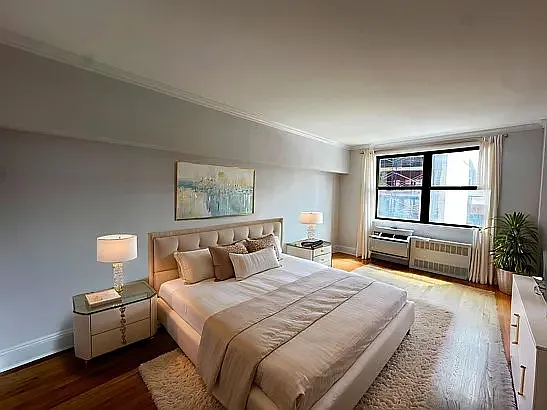 442 W 57th St #9K — Photo 7