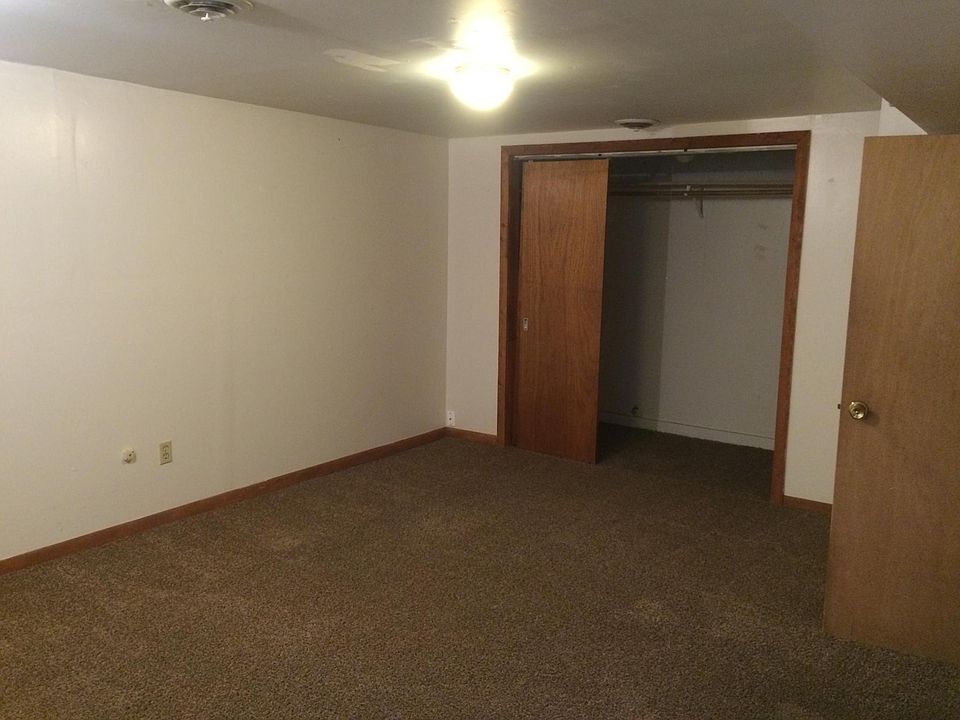 Basment Bedroom