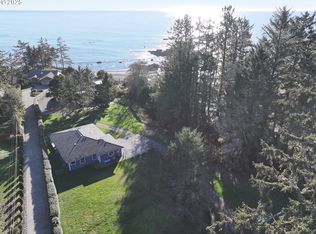 15460 Southwind Ln, Brookings, OR 97415